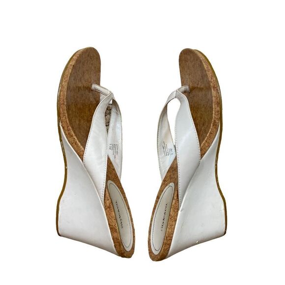 Style & Co White Leather Wedge Flip Flop Sandals Size 9.5 - Picture 9 of 11